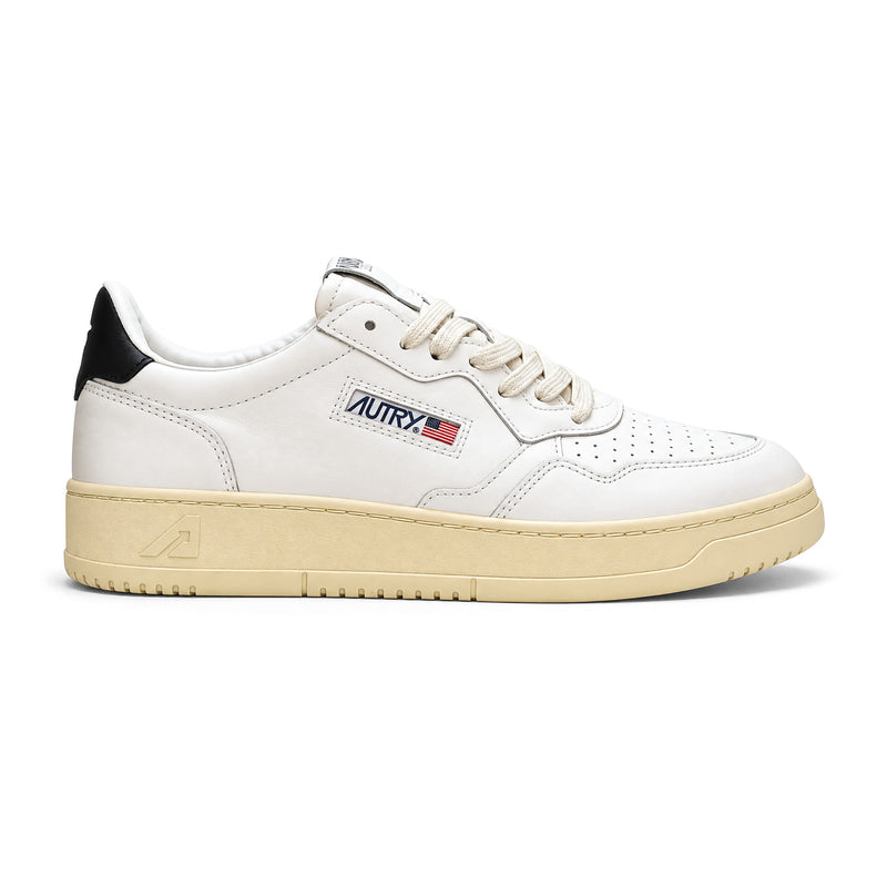 Autry Medalist Low White Black