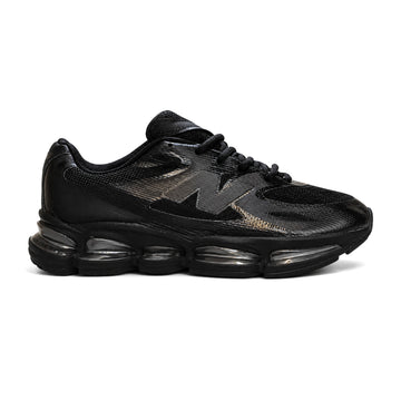New Balance 2002R Black