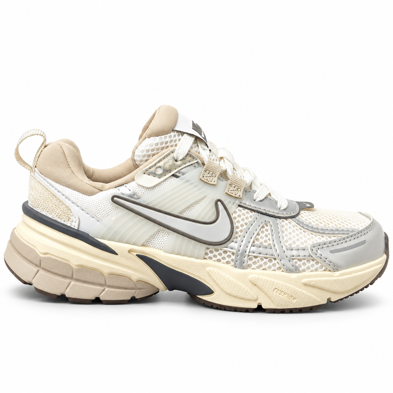 Nike V2K Run -Summit White / Silver (kids)